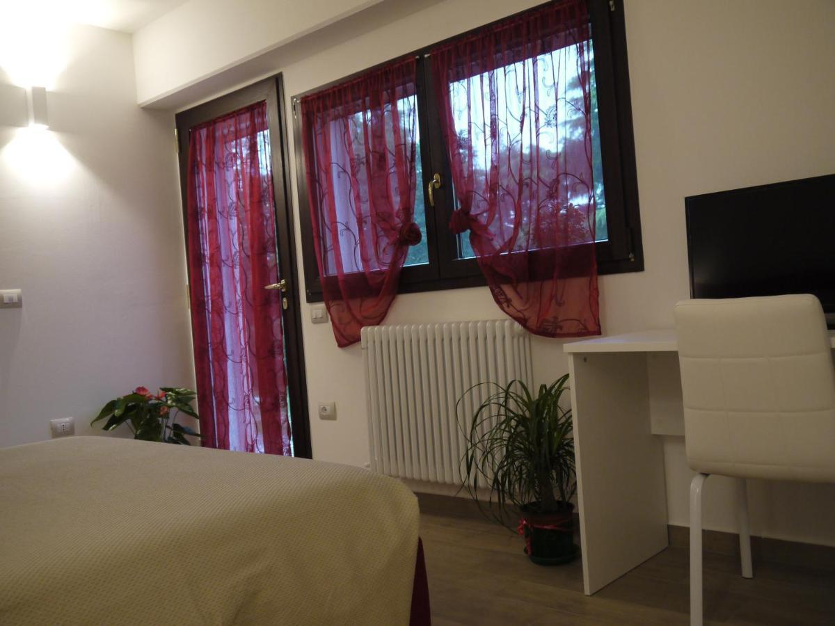 "Cara Pace" In Collina Per Famiglie Bed & Breakfast Montefiore Conca Eksteriør bilde