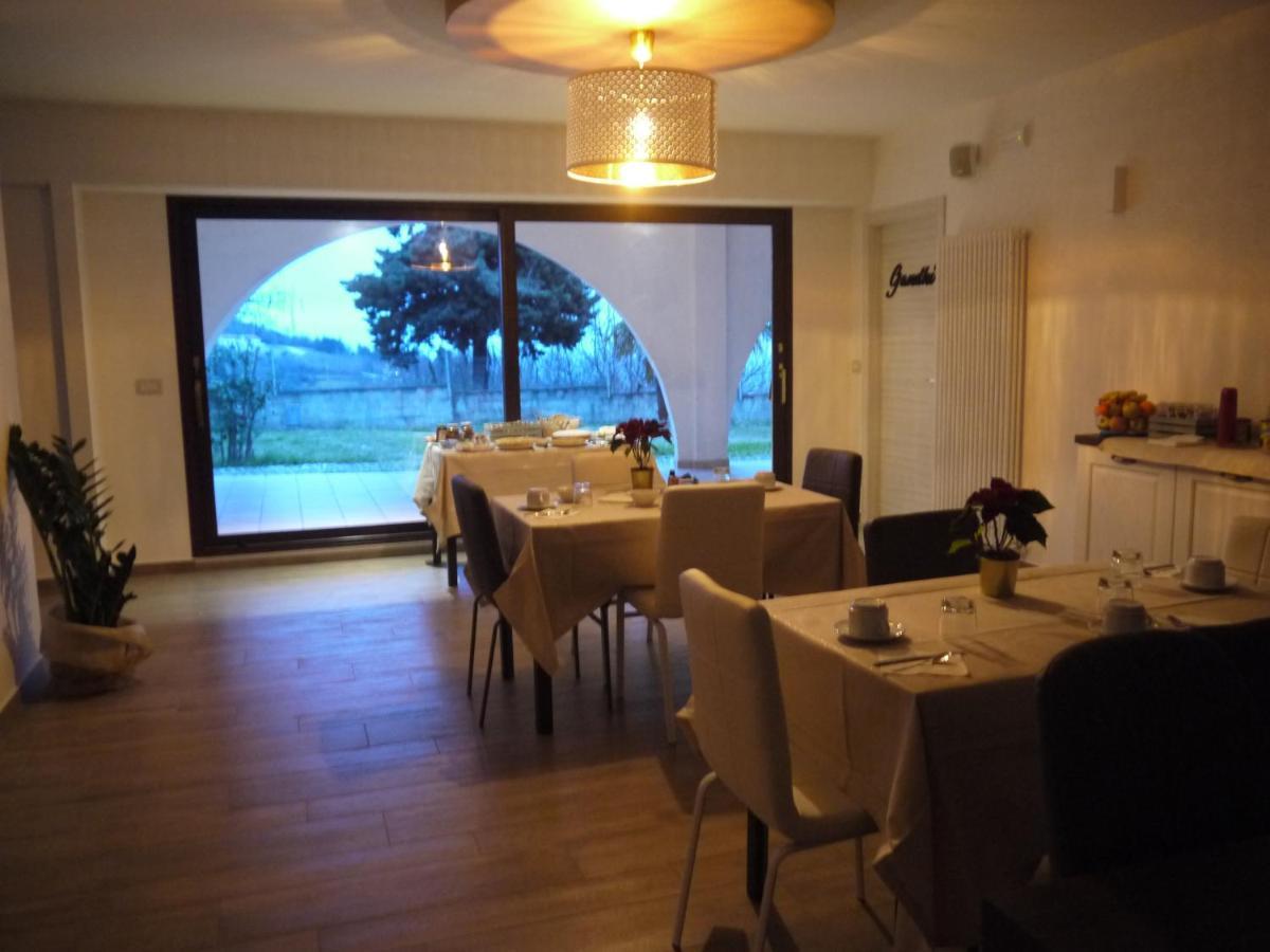 "Cara Pace" In Collina Per Famiglie Bed & Breakfast Montefiore Conca Eksteriør bilde