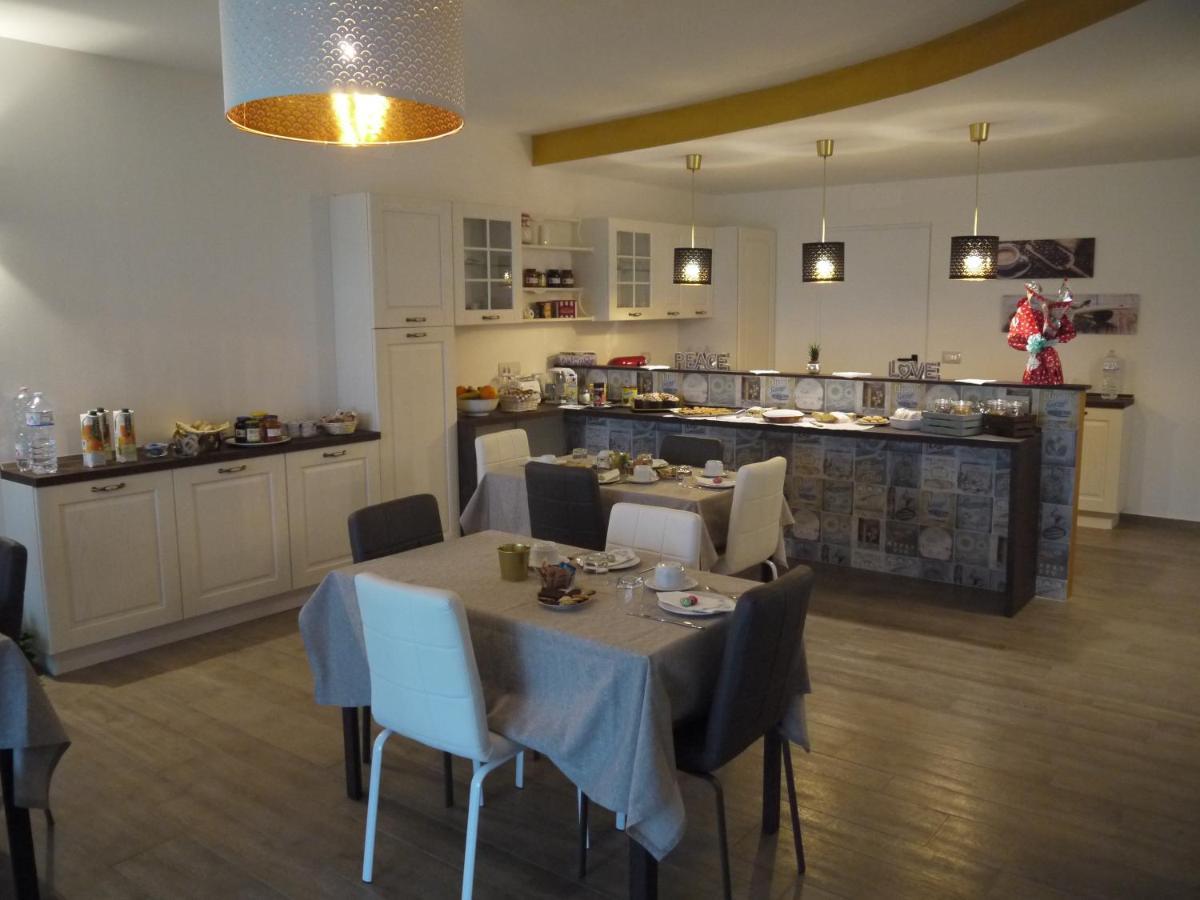 "Cara Pace" In Collina Per Famiglie Bed & Breakfast Montefiore Conca Eksteriør bilde