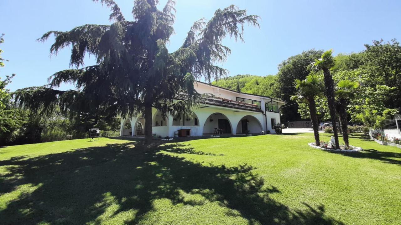"Cara Pace" In Collina Per Famiglie Bed & Breakfast Montefiore Conca Eksteriør bilde